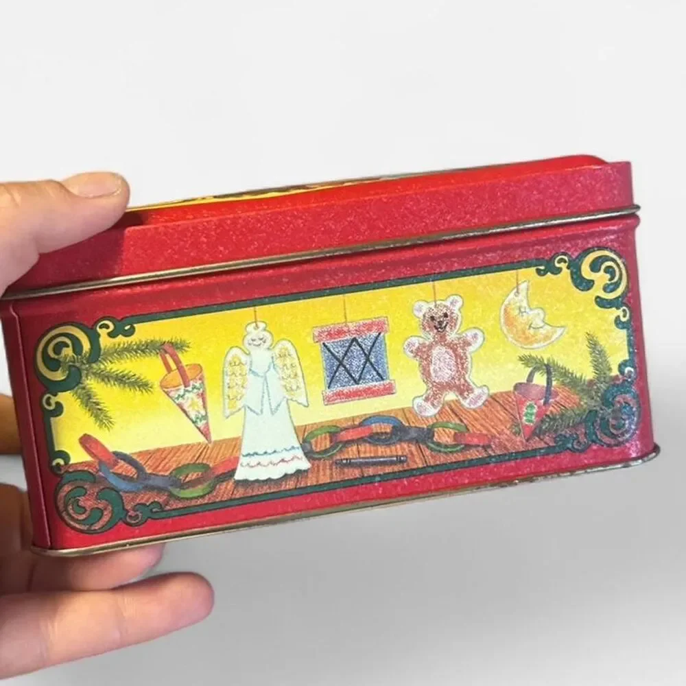 Collectible 1992 Crayola Christmas Square Tin